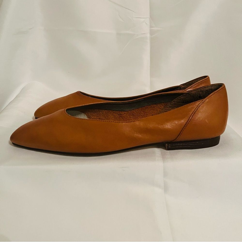 Prima Royale Brown Tan Flats size 7.5 Leather Classic Neutral - Picture 3 of 8